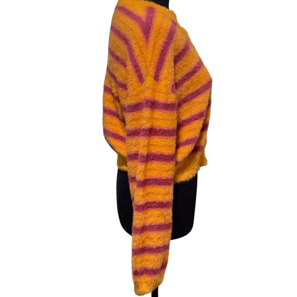 Levi’s Cat Cardigan Sweater Fuzzy Wuzzy